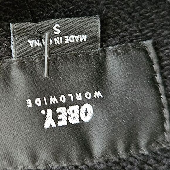 💝Obey hoodie - Picture 2 of 2